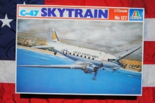 images/productimages/small/C-47 SKYTRAIN Italeri 127 doos.jpg